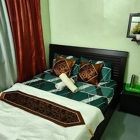 Snoopy Homestay Two Bedroom Batu Pahat Exterior photo