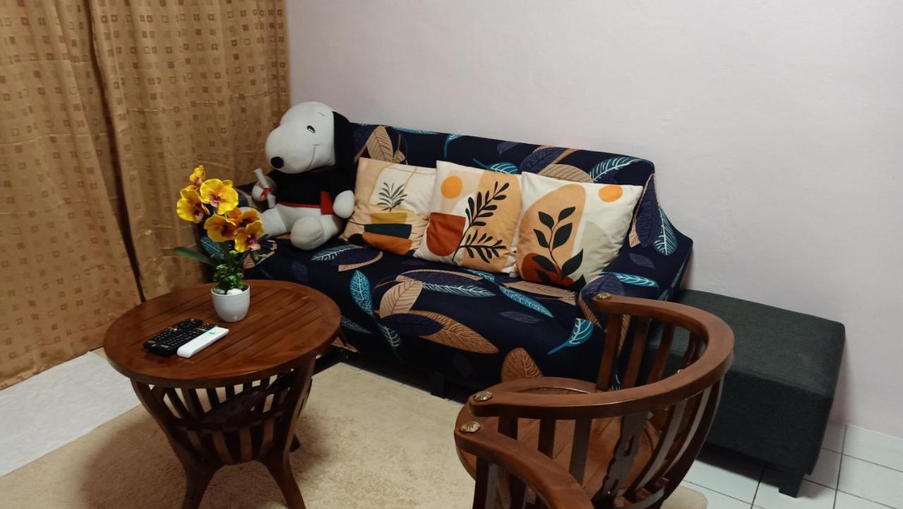 Snoopy Homestay Two Bedroom Batu Pahat Exterior photo
